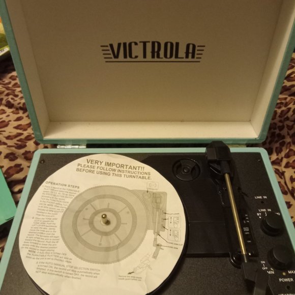 Victola Other - Victola Bluetooth